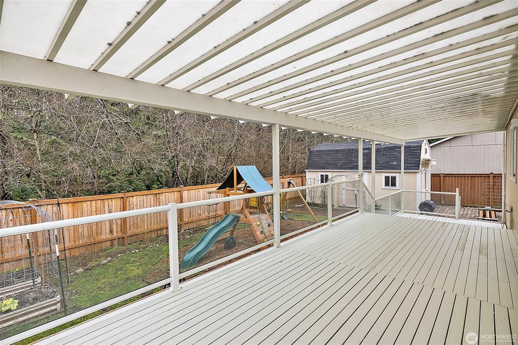 Veterans Agents 8803 198th St E Spanaway back porch