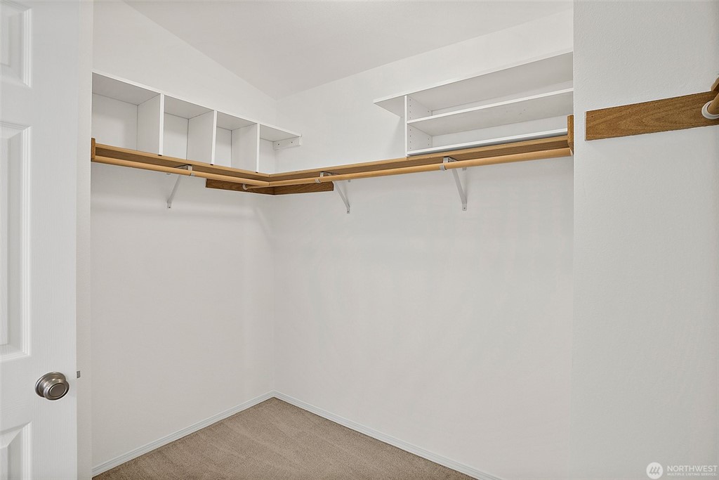 Veterans Agents 8803 198th St E Spanaway closet