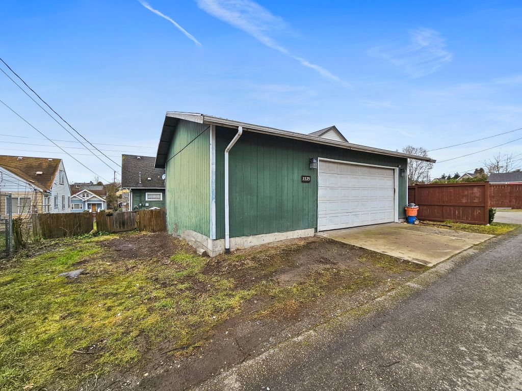 35 web or mls 20250214 1421442 1