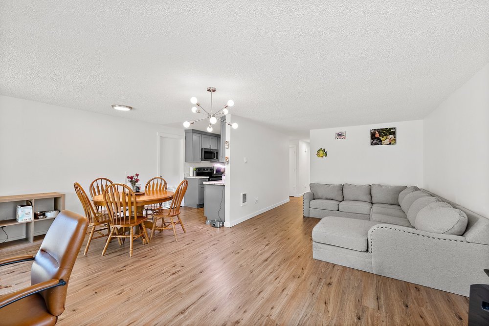 009 8 web or mls dsc02550 864