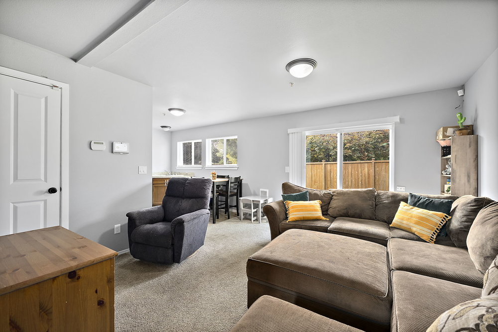 Explore Modern Living at Courtney Ridge Condominiums in Puyallup, WA 004 4 web or mls dsc00673 1 183