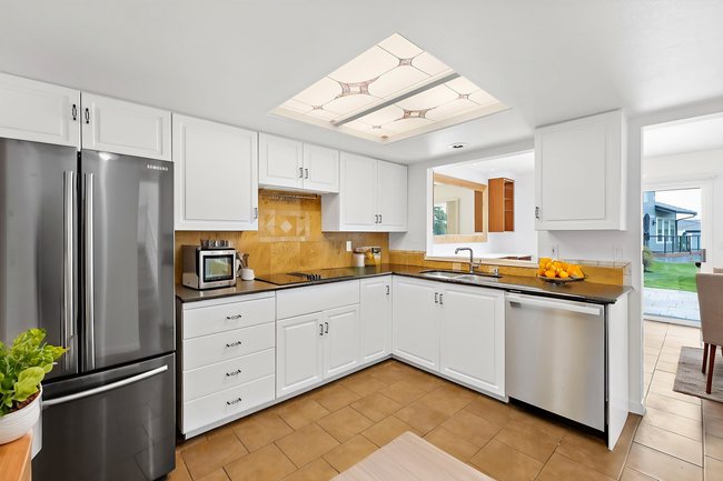 Affordable Modern Waterfront Lakewood Townhome – $10K Buyer Incentive 014 20 web or mls dsc02690 kitchen scandinavian 0 281