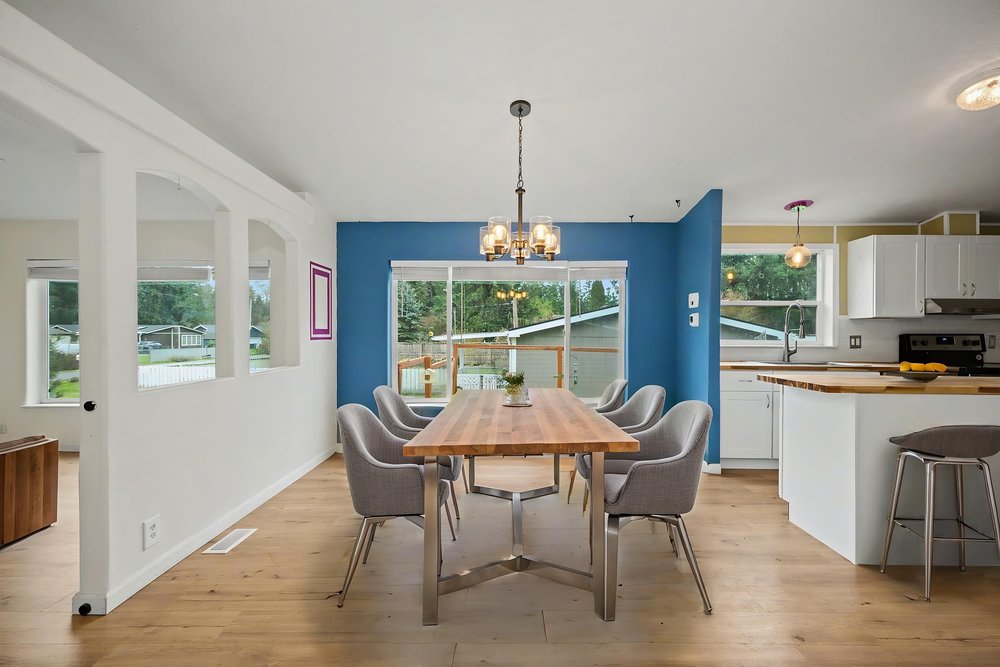 007 10 dining room modern 3 334