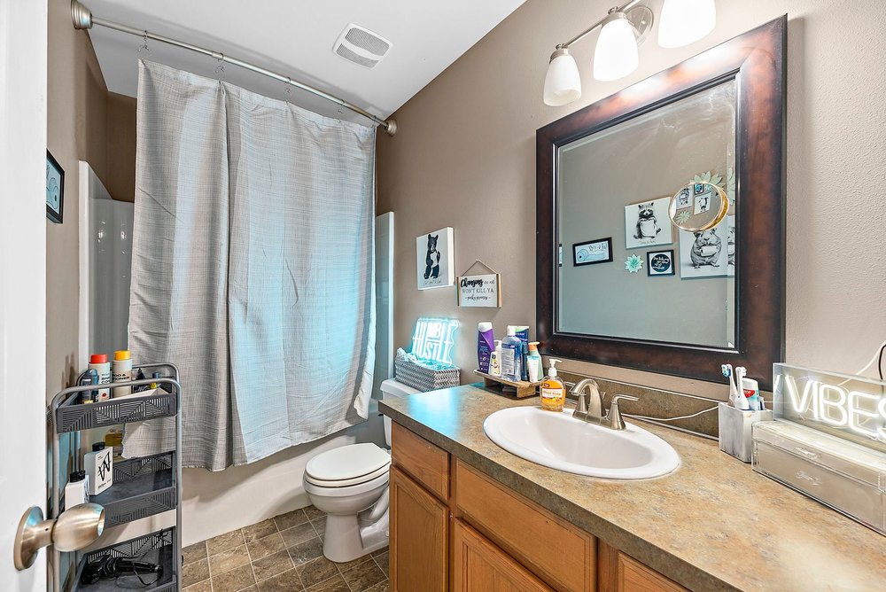 022 22 web or mls dsc07878 1 247