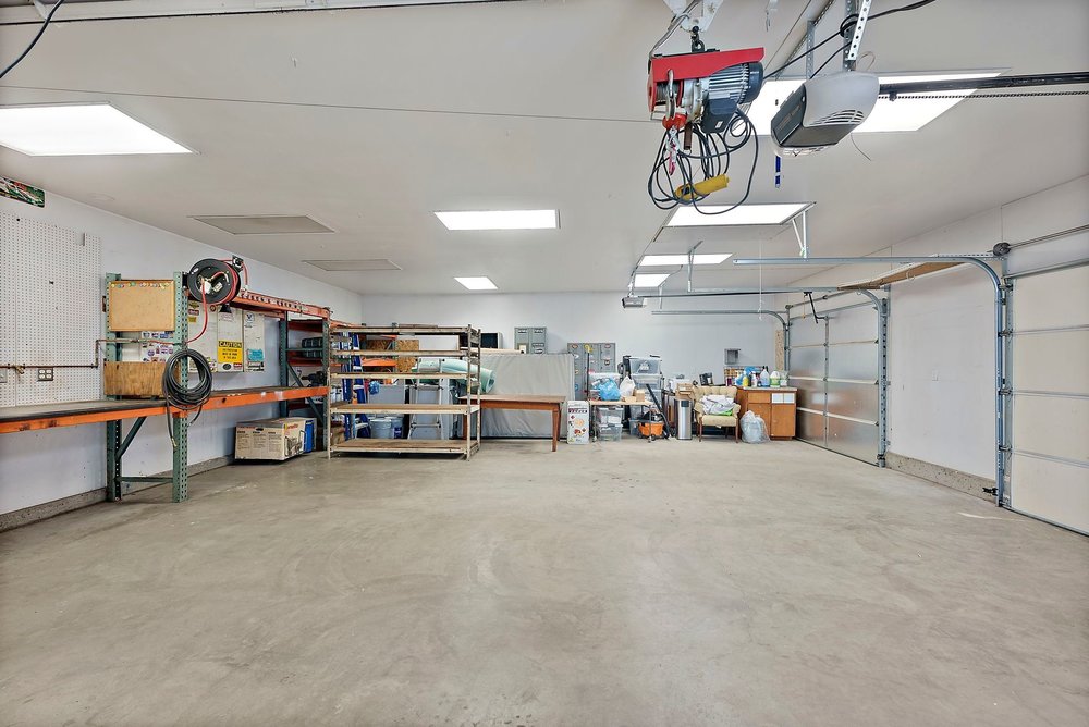 Classic Tacoma Craftsman with Rare 3-Car Shop Garage Near JBLM 031 28 web or mls dsc06791 224