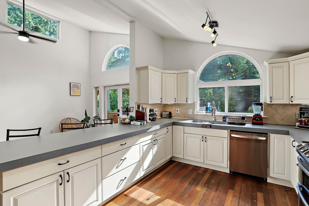 Tacoma Home for Sale with Nearly 1 Acre & VA Loan Assumption 012 14 web or mls kbd00557 2 715