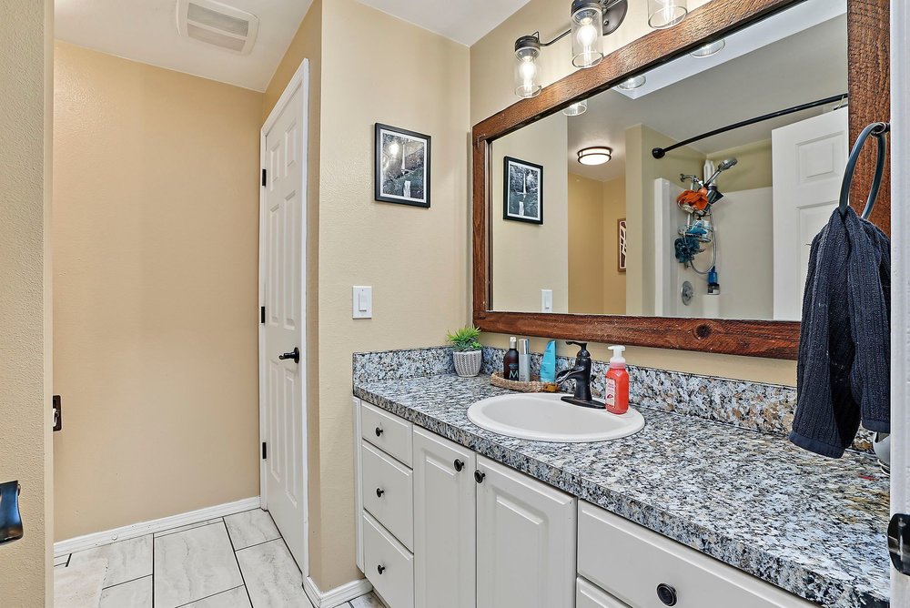 Tacoma Home for Sale with Nearly 1 Acre & VA Loan Assumption 017 18 web or mls kbd00579 2 652